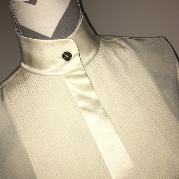 BLANC DE CHINE | 100% silk pin tuck blouse - Picture 2 of 6